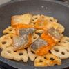 鮭とレンコンのみぞれ煮の工程3