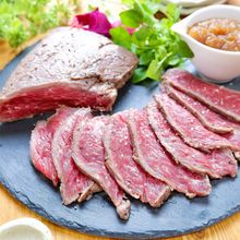 簡単!『ごちそう♡ローストビーフ』お肉に合うにんにく醤油だれ