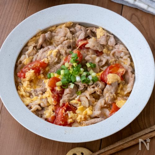 【卵ふわとろ】トマトの酸味が絶妙！豚こまのコク旨とろみ炒め