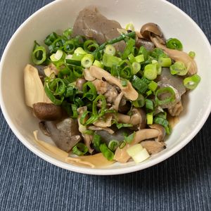 あすかの作ってみた!投稿(こんにゃくときのこのガーリックバター醤油)