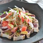 トマトと新玉ねぎで。カツオの洋風たたき
