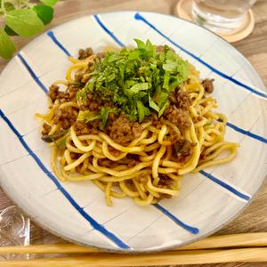 のりのり🐾🎀🤍の作ってみた!投稿(【ネギ肉味噌焼きそば】5分でできる大満足できちゃう焼きそば♪)