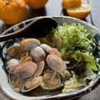 ゆず香る！アサリが主役の和風ラーメン