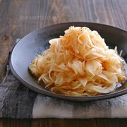 ポリ袋で！新玉ねぎの和風おかかマリネ