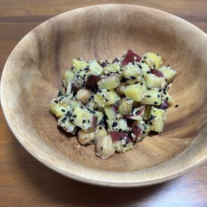 こむぎの作ってみた!投稿(【さつまいもとお豆の和風サラダ】ごま香る♪マヨなしヘルシー！)