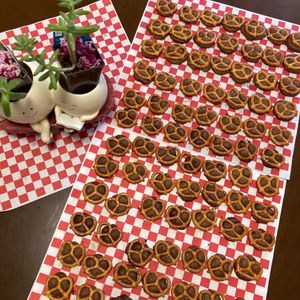 そら・ゆずの作ってみた!投稿(材料３つで【焼きチョコプレッツェル】簡単バレンタイン)
