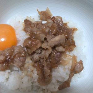 S.あみの作ってみた!投稿(衝撃の旨さ!男子が喜ぶガッツリ飯!我が家の『スタミナ豚丼』)