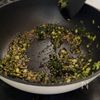 【5分でご飯のお供】止まらない!かぶの葉のふりかけの工程2