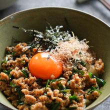 がっつり食べたい‼︎大満足『旨辛混ぜうどん』