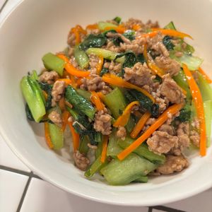 mi-koの作ってみた!投稿(ご飯泥棒♩小松菜と人参のオイスター炒め)