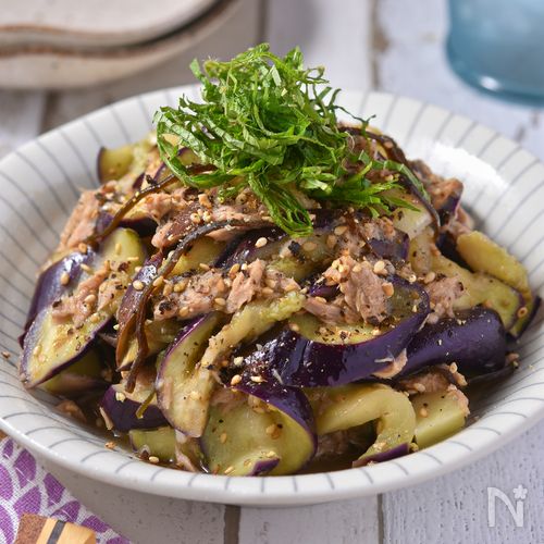 とろ茄子とツナの旨塩昆布和え│レンジで簡単・作り置きにも♪