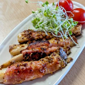 まゆのの作ってみた!投稿(おつまみお弁当に♡エリンギのベーコン巻き和風マヨ粒マスタード)