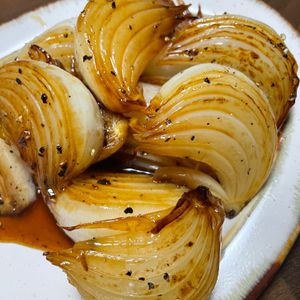 momoの作ってみた!投稿(【じゅわっと甘〜い♡新玉ねぎのバター醤油】これはハマる！)