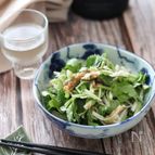 箸が止まらないやみつき副菜♡みつばと長芋の梅ごまおかか和え