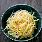 地味だけど「やみつきモヤシ」