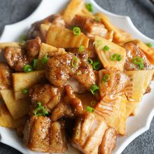 『たけのこと鶏肉の甘辛炒め』旬のたけのこでご飯が進む！！