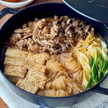 豚こまと焼き豆腐の甘辛ごますき煮