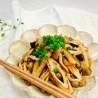 【ほぼ5分】パパッと♪簡単♡ちくわとキノコのバタポン焼き