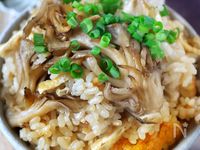 バター醤油香る、舞茸の炊き込みご飯