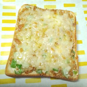 M*Pの作ってみた!投稿(【ひきわり納豆とチーズのトースト】やみつきトースト♪)