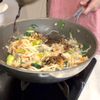 子どももハマる！【ワンパン混ぜ込みビビンバ】の工程4
