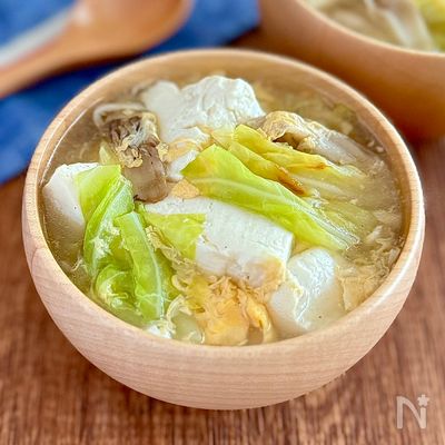 キャベツと舞茸とお豆腐のふわたまスープ