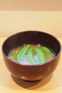 【おみそ汁】スナップエンドウのおみそ汁