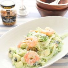新玉ねぎのアボカドヨーグルトサラダ