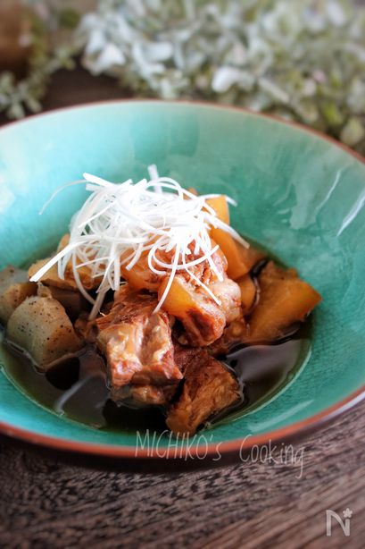 圧力鍋で♪豚バラ軟骨と大根の煮物