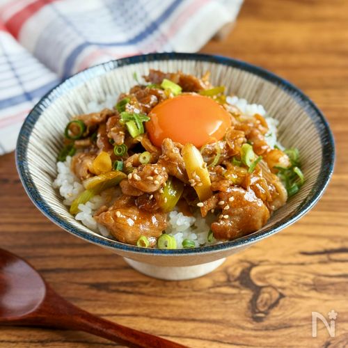 10分でさっと作れる【甘辛ねぎ豚丼】