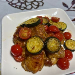 伊藤烏帽子の作ってみた!投稿(【鶏ズッキーニのトマトカレー炒め】夏野菜×スパイシー♪)