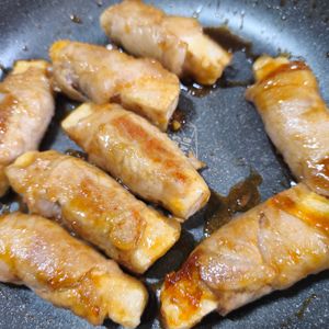 546534の作ってみた!投稿(【おいしさ悶絶級♡】肉巻き豆腐のしょうが焼き☆節約おかず)