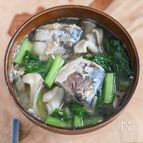 旨味たっぷり♪サバ缶の具だくさんみそ汁
