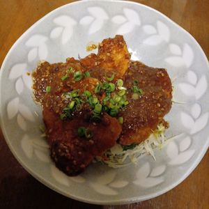 907307の作ってみた!投稿(鶏むね肉1枚で作る♪【濃厚味噌ダレカツ丼】)