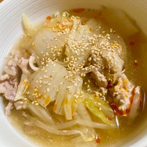 ゆかりの作ってみた!投稿(【とろとろ豚白菜スープ】ほっこり染みる。)