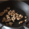カリフォルニアくるみたっぷり！豆苗とにんじんの白和えの工程1