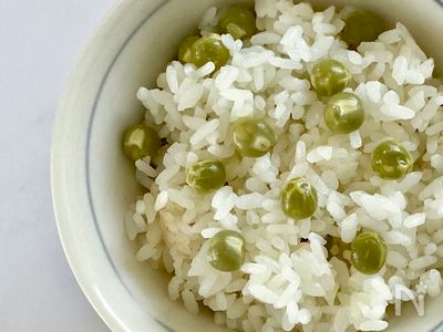 春限定】えんどう豆の豆ごはん | レシピサイトNadia