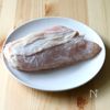 鶏むね肉とオクラの梅蒸しの工程1