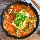 ひき肉とニラでチゲ風おかずスープ【辛うま！冬に温まるレシピ】