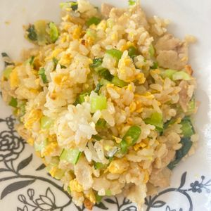 すみれの作ってみた!投稿(栄養満点!味も満点!小松菜チャーハン)