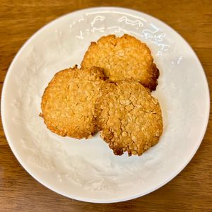 ゆちの作ってみた!投稿(米粉で作る! オートミールクッキー【卵・バター・砂糖不使用】)
