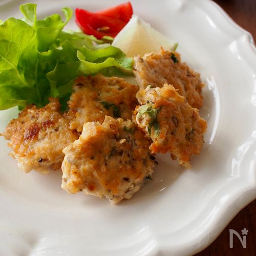 【たっぷりきのこのお豆腐チキンナゲット】ふんわりヘルシー♪