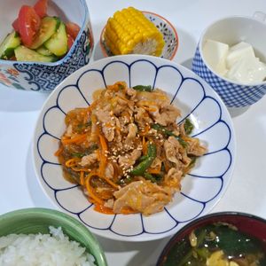 えびちゃんの作ってみた!投稿(【戻し不要!革命的な味】フライパン1つ豚こま肉のチャプチェ)