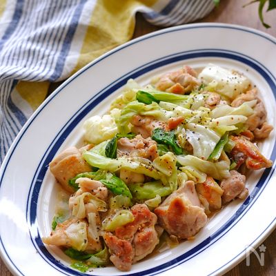 鶏肉とキャベツの白だしマスタード炒め
