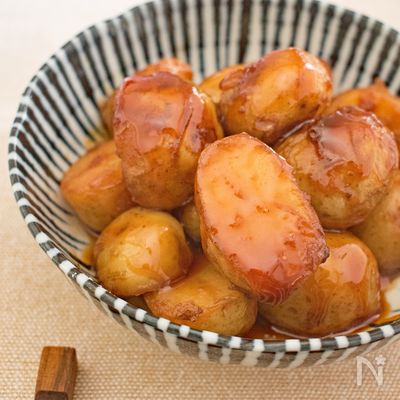 新じゃがいもの甘辛煮