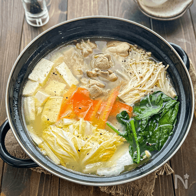 【あるもので絶品に!】我が家の旨出汁♪鶏肉と野菜鍋