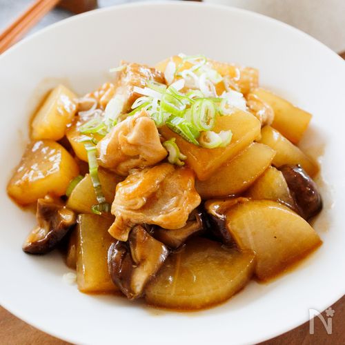 『大根と鶏肉のオイスター煮』煮汁が絡む♪やさしい味わい♡