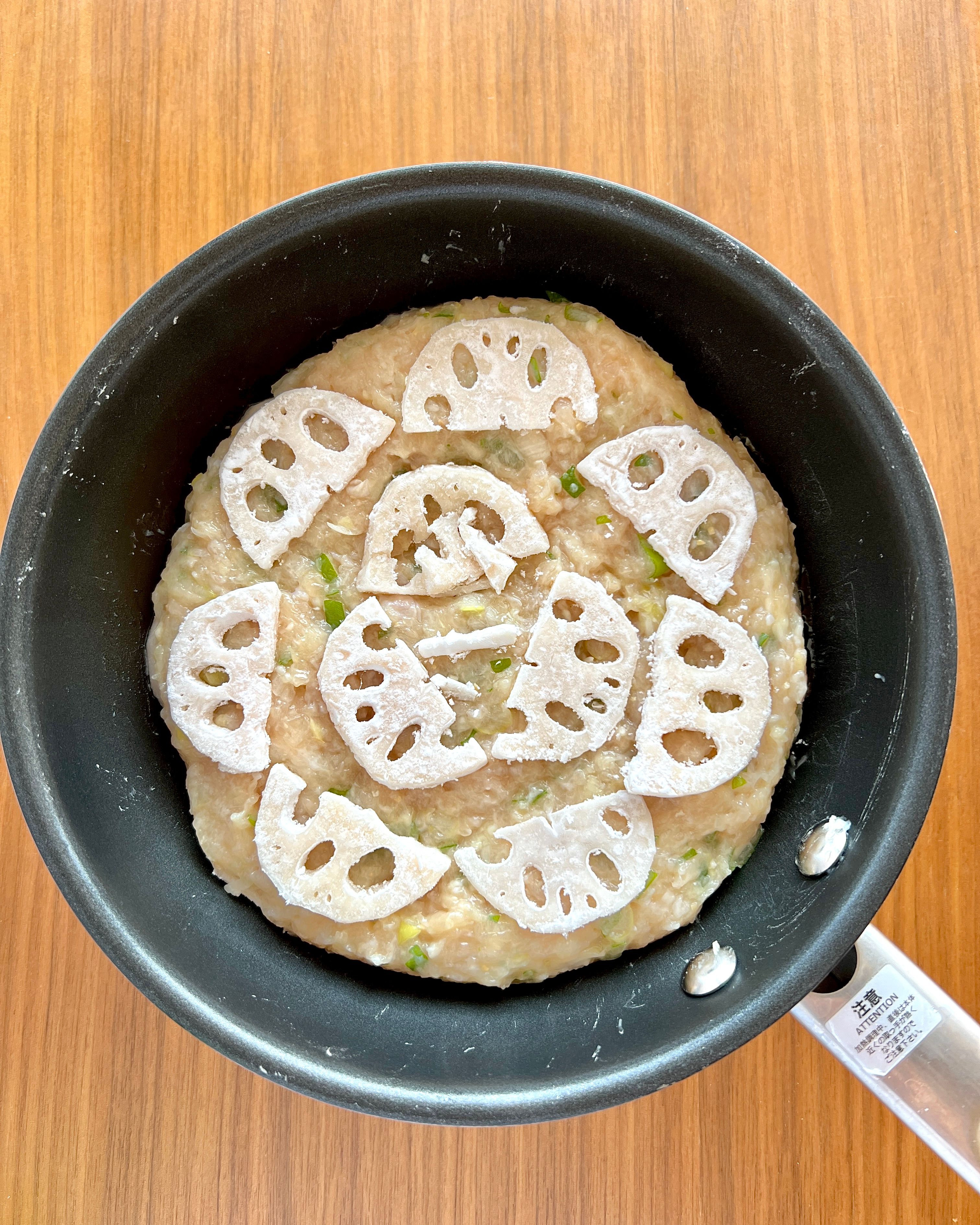 甘辛れんこん鶏つくね】食欲そそる♪手間抜きおかず♡ | レシピサイトNadia
