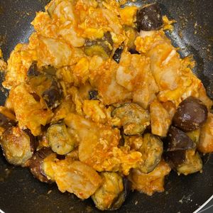 れみみの作ってみた!投稿(【鶏むね肉となすのチリたまご】ご飯に合う中華おかず♡)