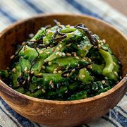 簡単に味が決まる！5分で完成「塩昆布」を使った副菜